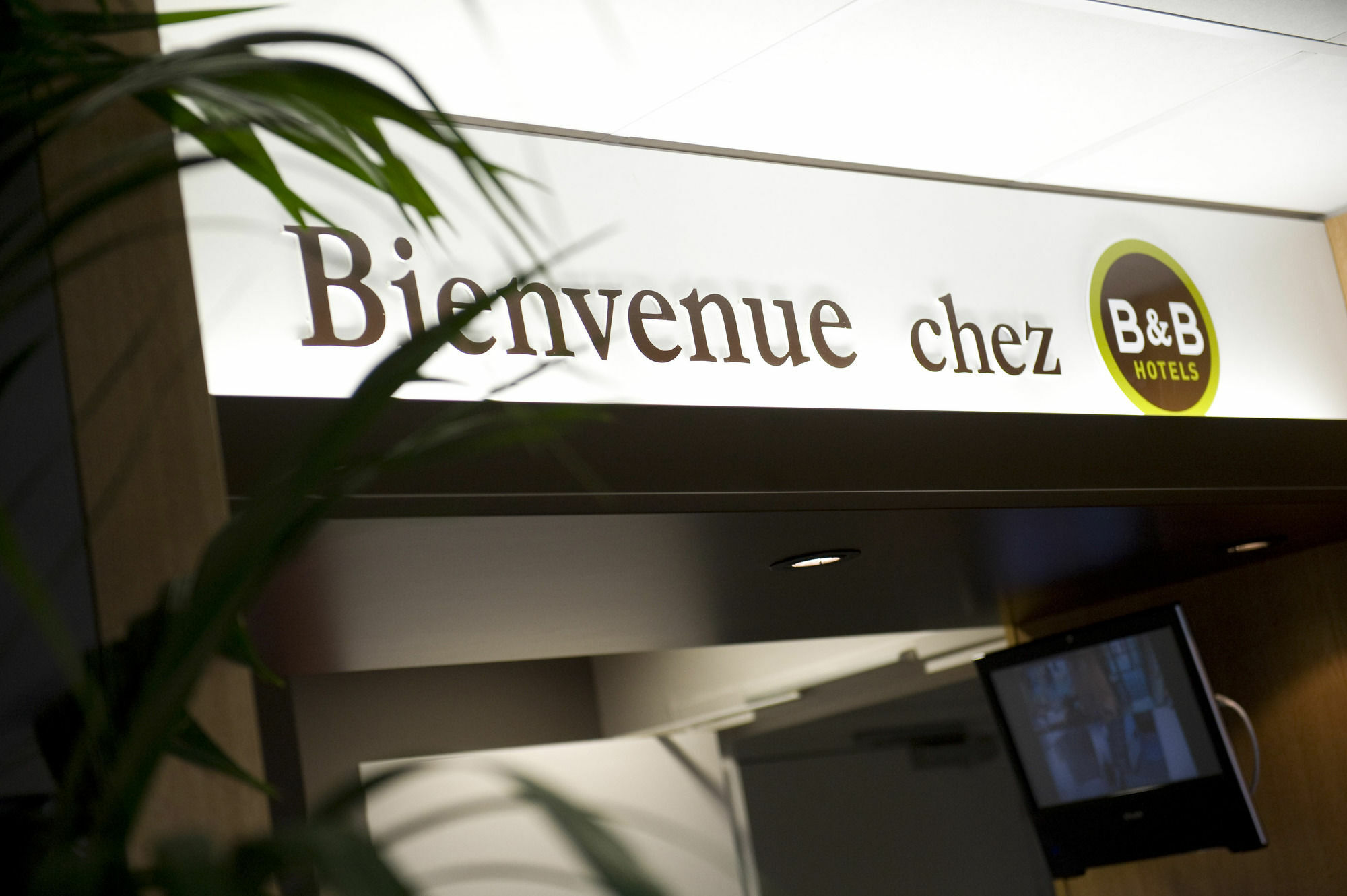 B&B Hotel Lille Grand Stade Villeneuve-d'Ascq Exterior photo